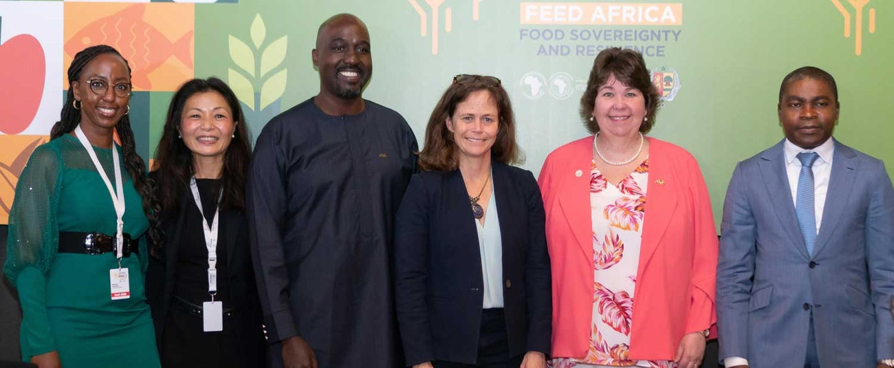 (l to r) Nungari Mwangi, AgriSME Strategy and Partnerships Officer, AfDB, Atsuko Toda, Director, Agricultural Finance and Rural Development, AfDB, Andrew Mude, Lead, AgriSME Development and Financing, AfDB, Beth Dunford, Vice President, Agriculture, Human and Social Development, AfDB, Anita Vandenbeld, Parliamentary Secretary to Canada’s Minister of International Development and Edmond Wega, Executive Director for Canada, AfDB, pose for a photo at the press briefing for the launch of the African Development Bank’s Agri-food SME Catalytic Financing Mechanism”.
